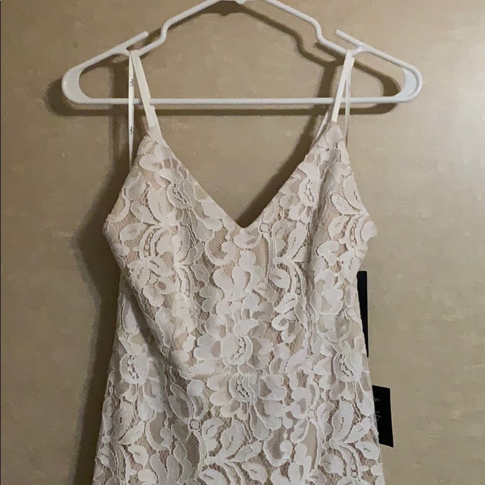 SOLD Lulu’s Flynn wedding/formal gown